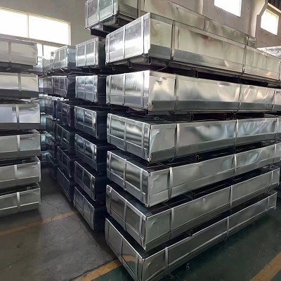 O telhado ondulado do SOLDADO de AFP cobre o metal galvanizado do zinco