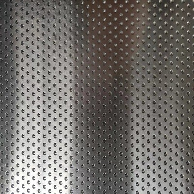 Bobina galvanizada laminada a quente de folha perfurada decorativa GI