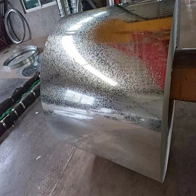 Z275 Prepainted o telhado de aço galvanizado do metal da bobina cobre materiais de construção