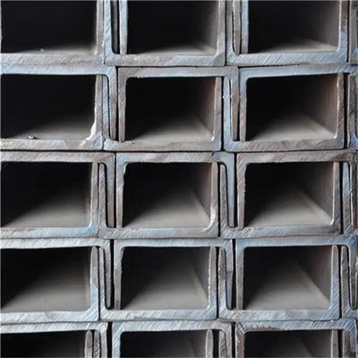 Aço galvanizado a quente e barra de ângulo ASTM A36 para telhado de armazém