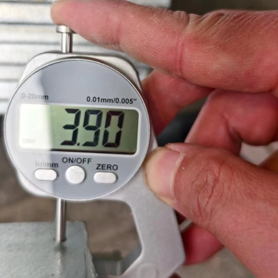 Ángulos e canais de aço galvanizado a quente revestimento de zinco 20-30uM