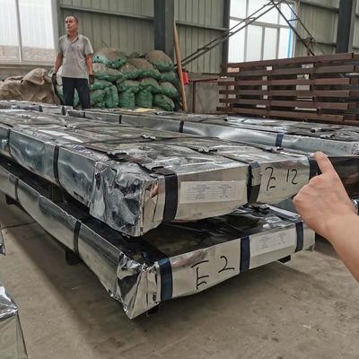 Telhando a chapa metálica galvanizada mergulhada quente Rolls ASTM