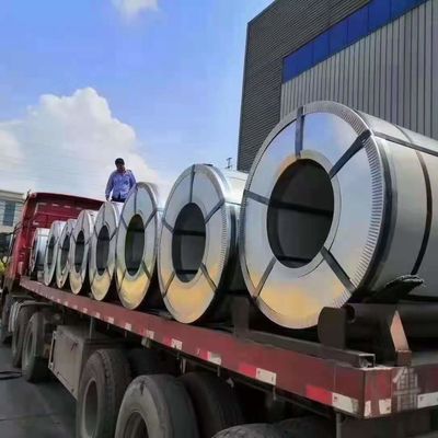 A limpeza de auto de AISI Prepainted a largura galvanizada do aço 1219mm