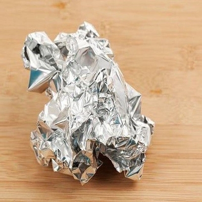 Espessura de papel de prata da folha de alumínio 0.02mm para o acondicionamento de alimentos