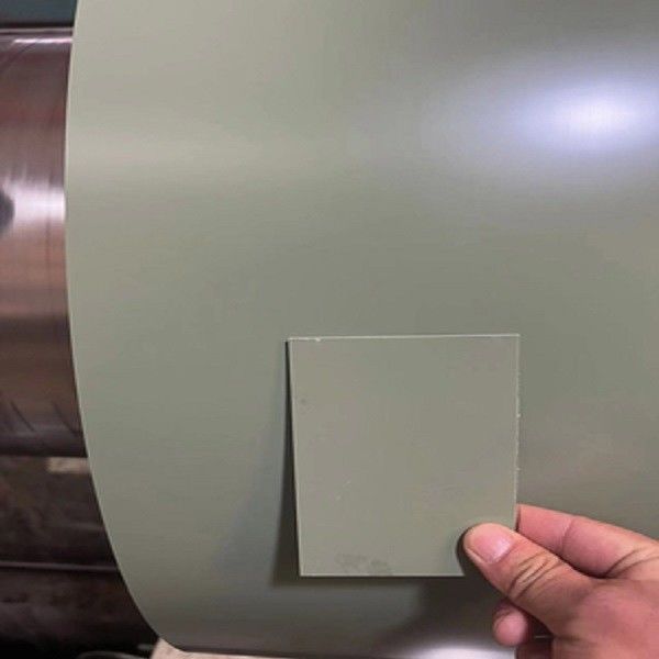 Coil de aço revestido por cores PPGI para fabricação de chapa de telhado de metal ondulado