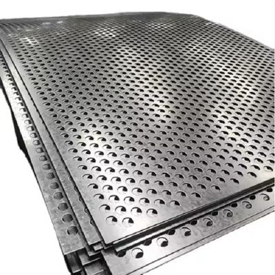 Folha de metal perfurada de aço inoxidável de 1 mm 304 316 para a indústria